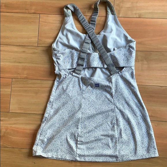 MEC- sports top - Picture 2 of 2